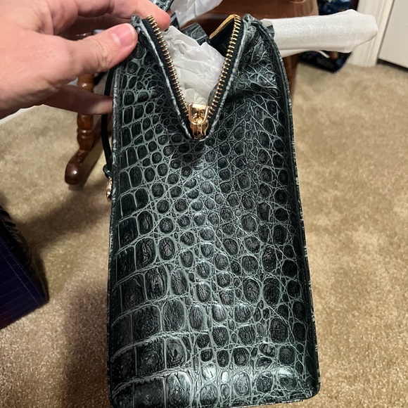 Brand new Brahmin purse! - Picture 2 of 6